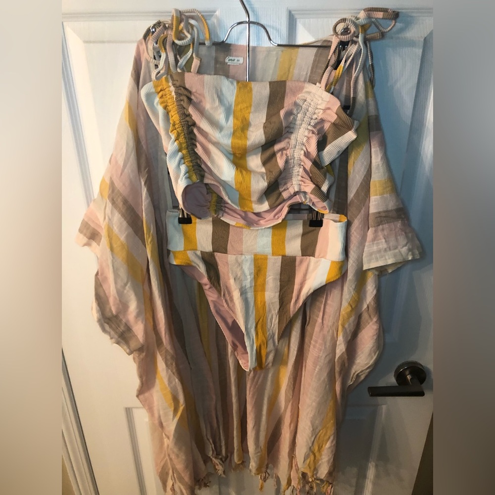 Aerie 3pc matching swim set (medium top and bottoms)